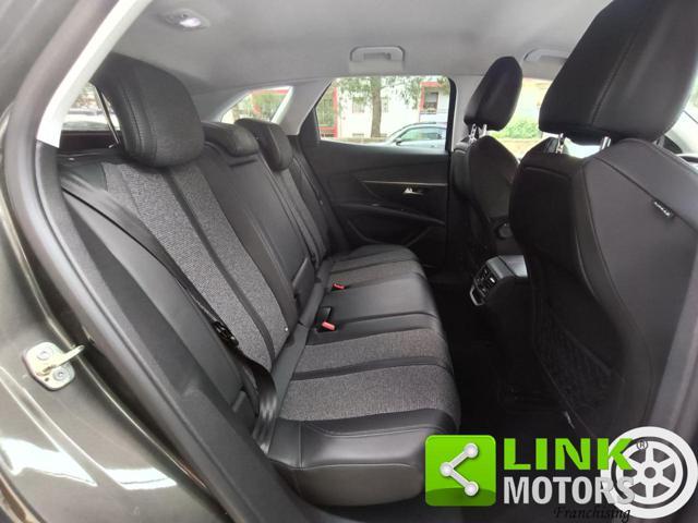 PEUGEOT 3008 BlueHDi 120 S&S Allure