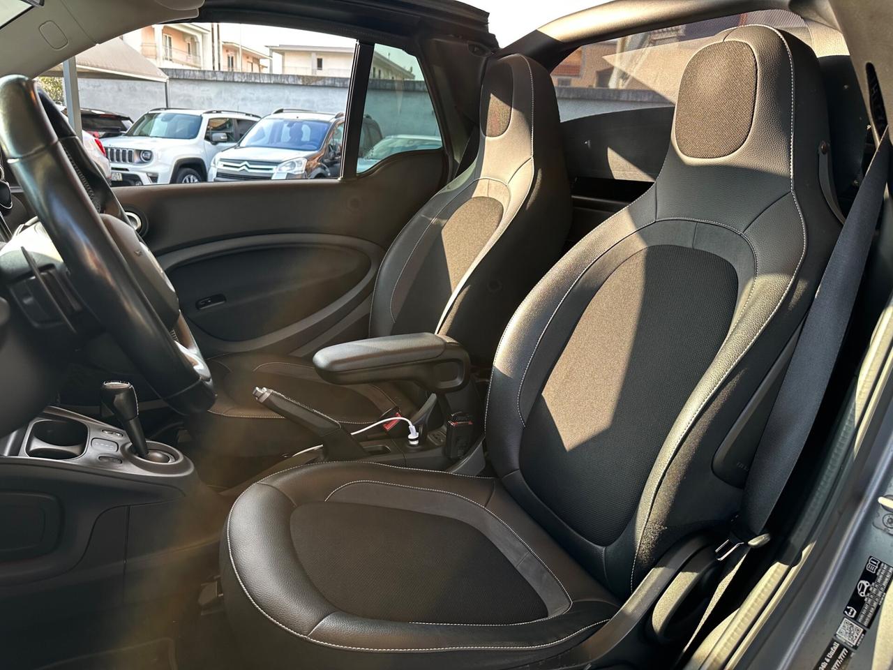 Smart ForTwo BRABUS 0.9 Turbo Twinamic Cabrio