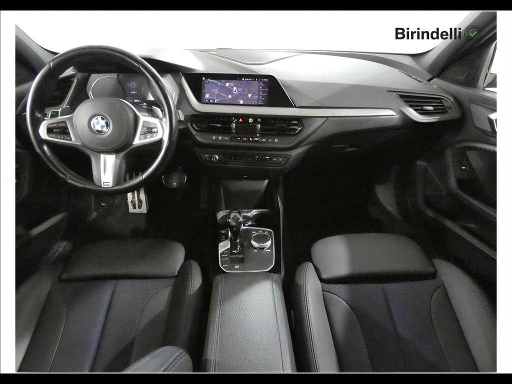 BMW Serie 1 (F40) - 118d 5p. Msport