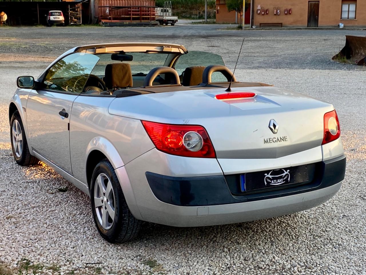 Renault Megane Mégane C-C 1.6 16V Dynamique