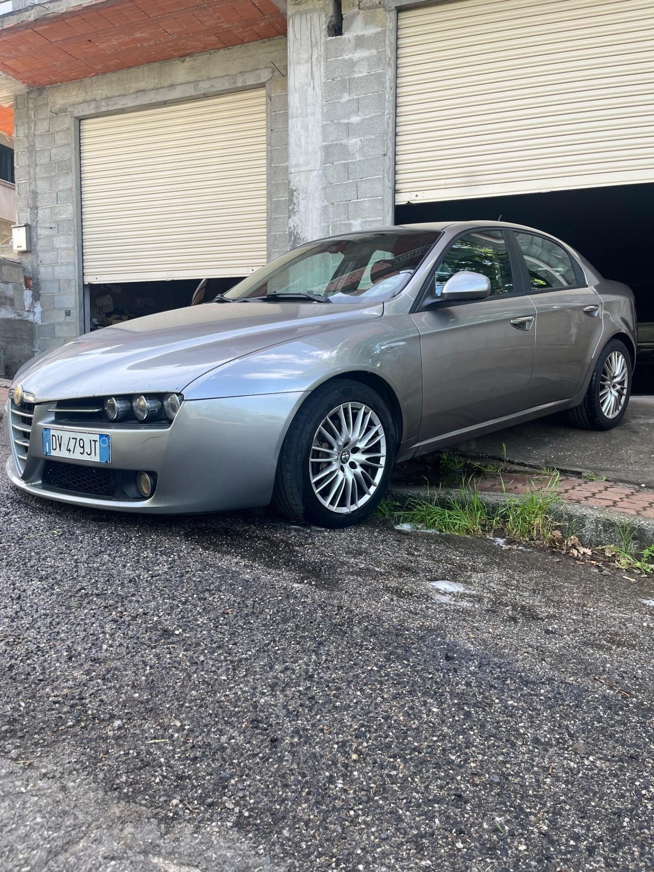 Alfa Romeo 159 1.9 JTDm 150CV Distinctive Q-Tronic