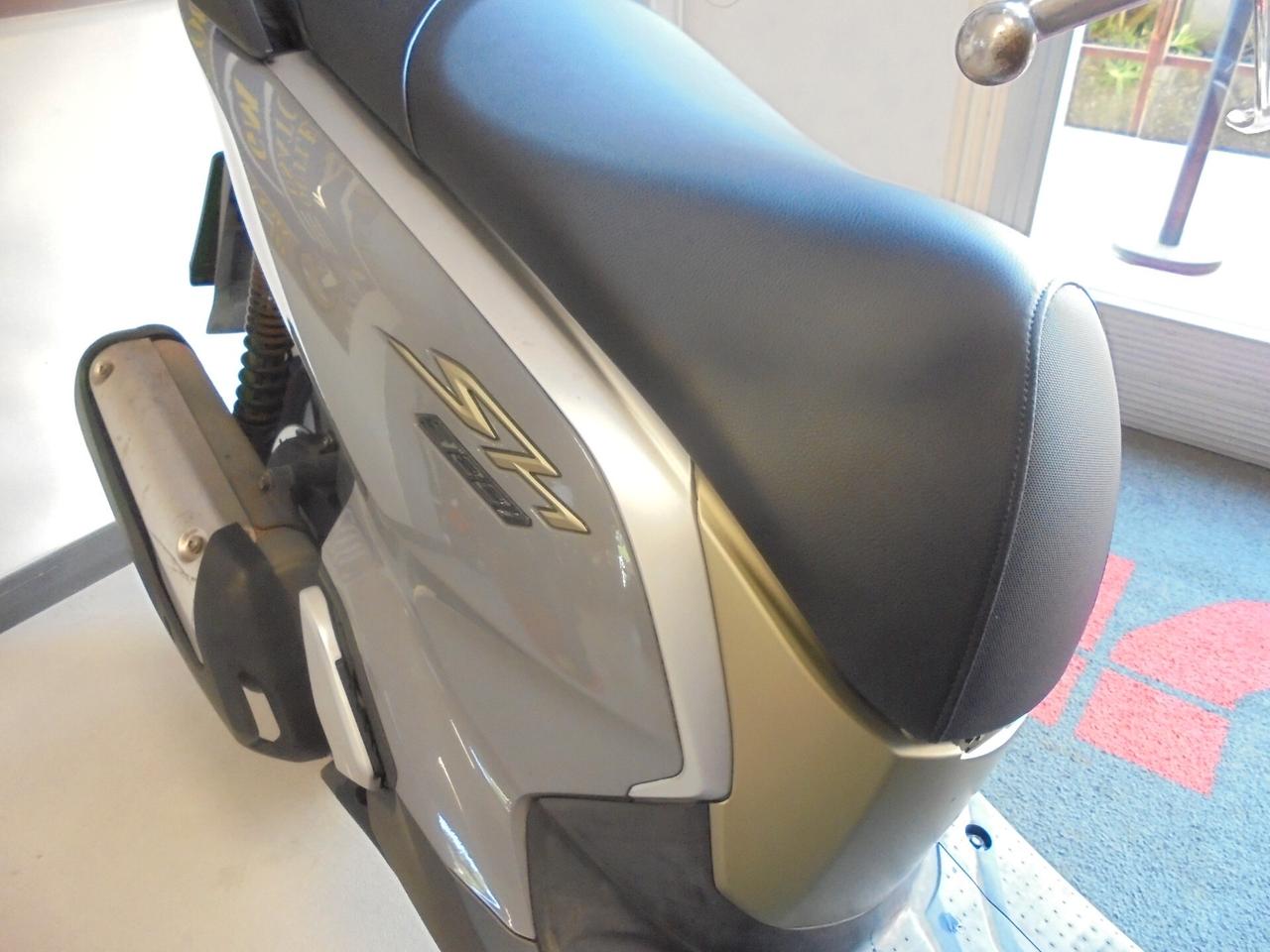 Honda SH 300 i ABS