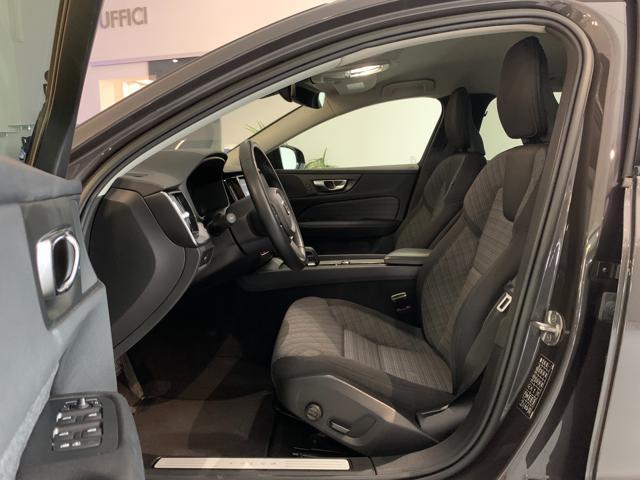 VOLVO V60 Cross Country B4 (d) AWD automatico Ultimate