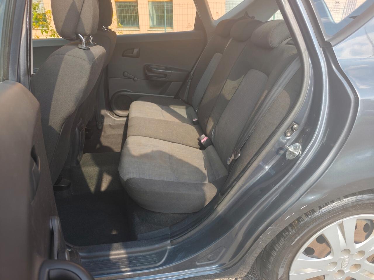 Kia Ceed 1.4 Benz euro 5 99 Milà km