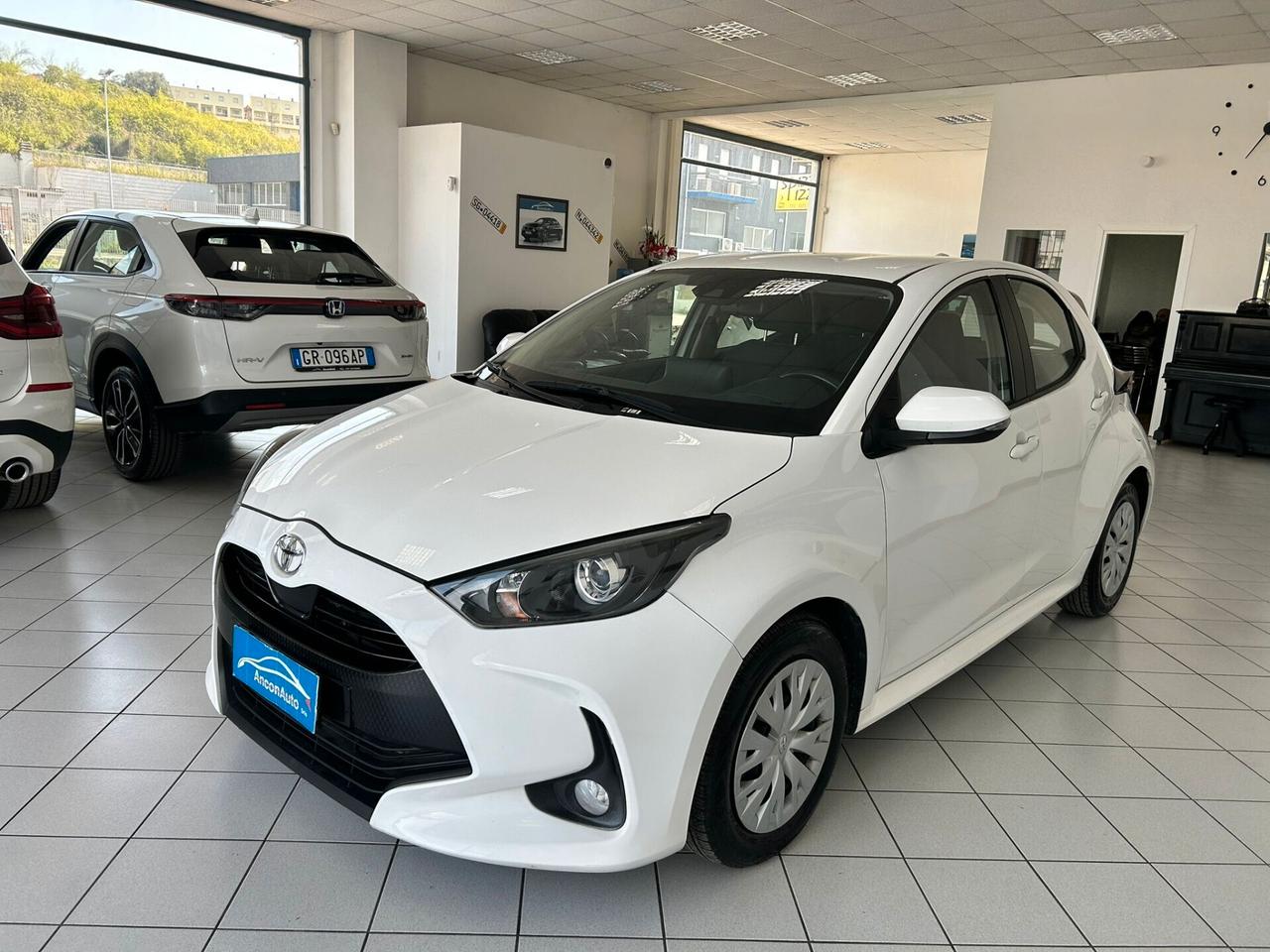 Toyota Yaris 1.0 B Trend x neopatentati 2023