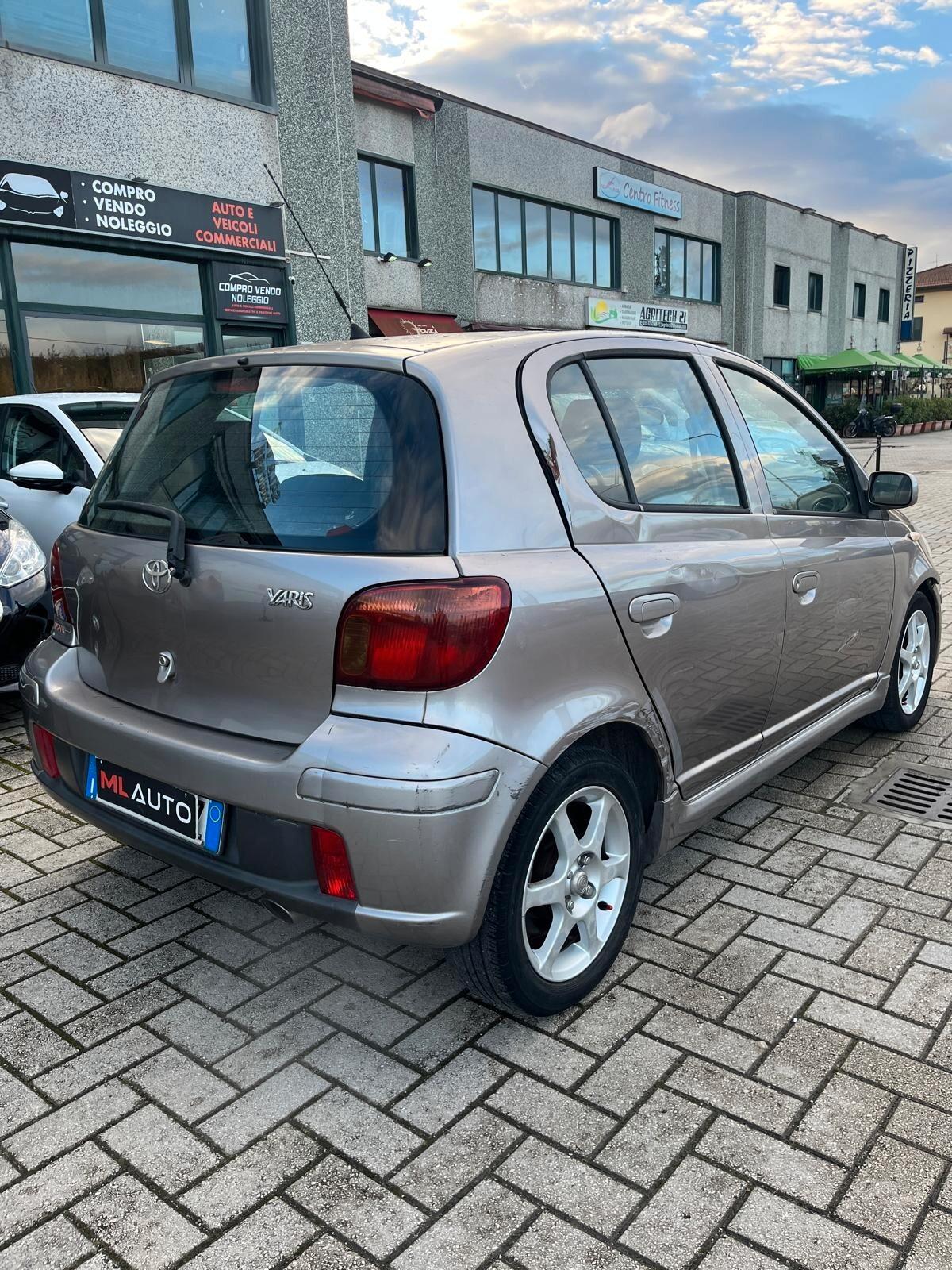 Toyota Yaris 1.5i 16V 5p SPORT - OK NEOPATENTATO