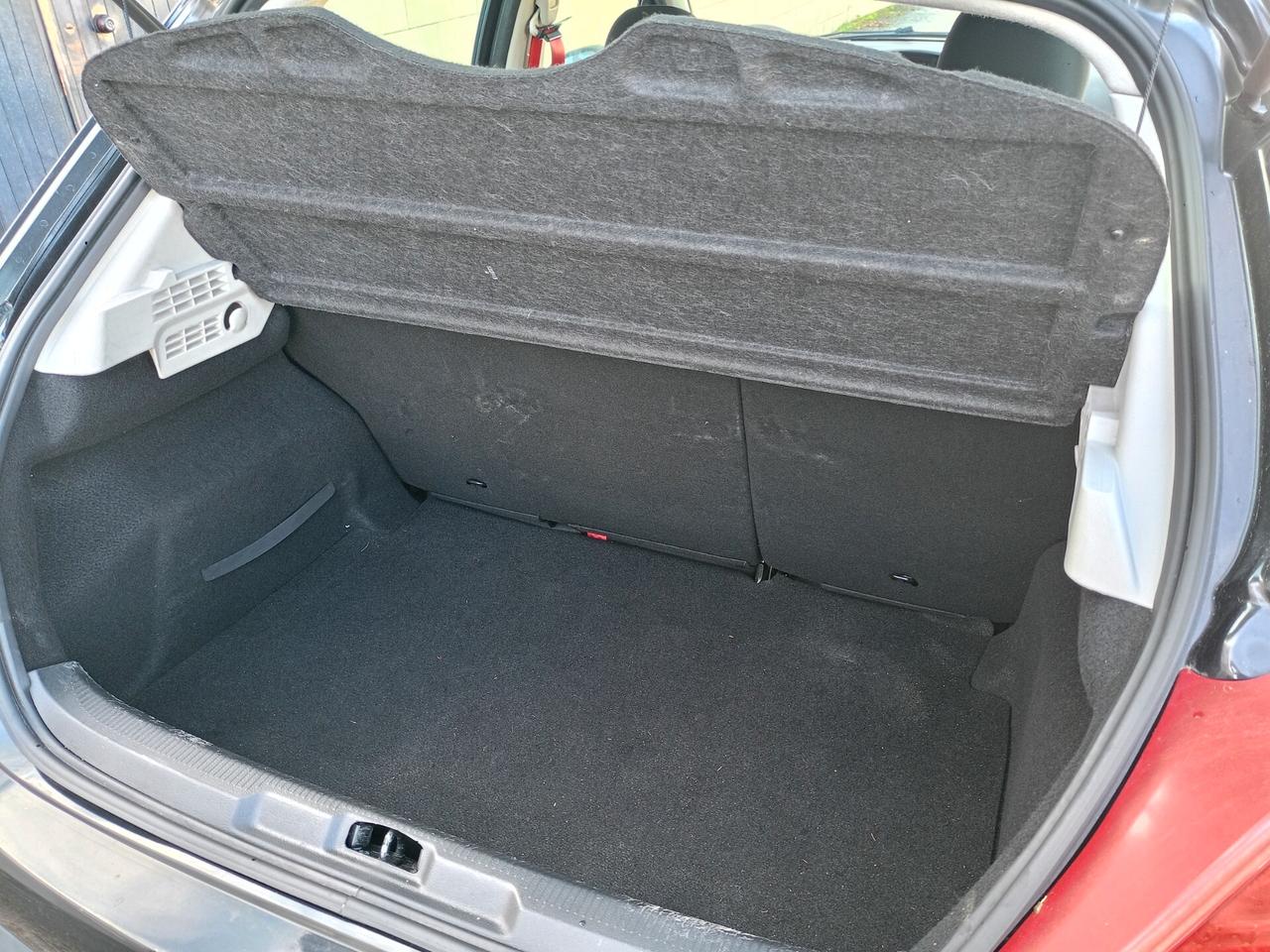 PEUGEOT 207 1600 DIESEL 130000KM UNICO PROPRIETARIO