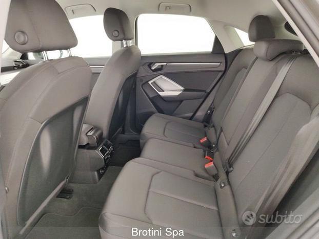 Audi Q3 SPB 35 TDI quattro S tronic Business Plus