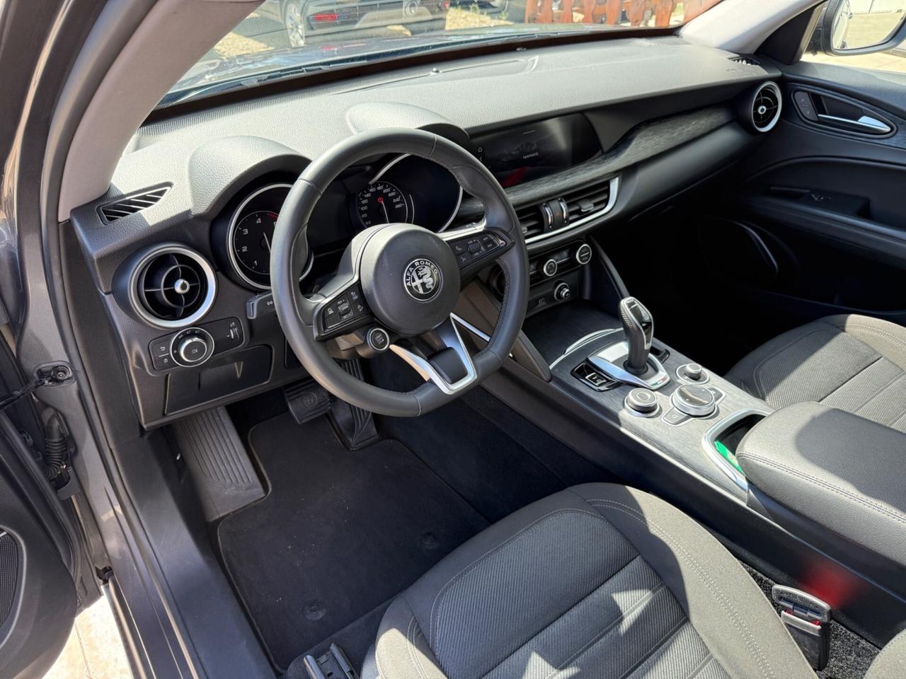 Alfa Romeo Stelvio 2.2 Turbodiesel 160 CV AT8