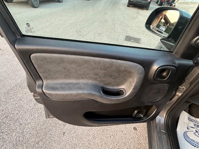 Fiat Panda 1.0 FireFly S&S Hybrid City Cross