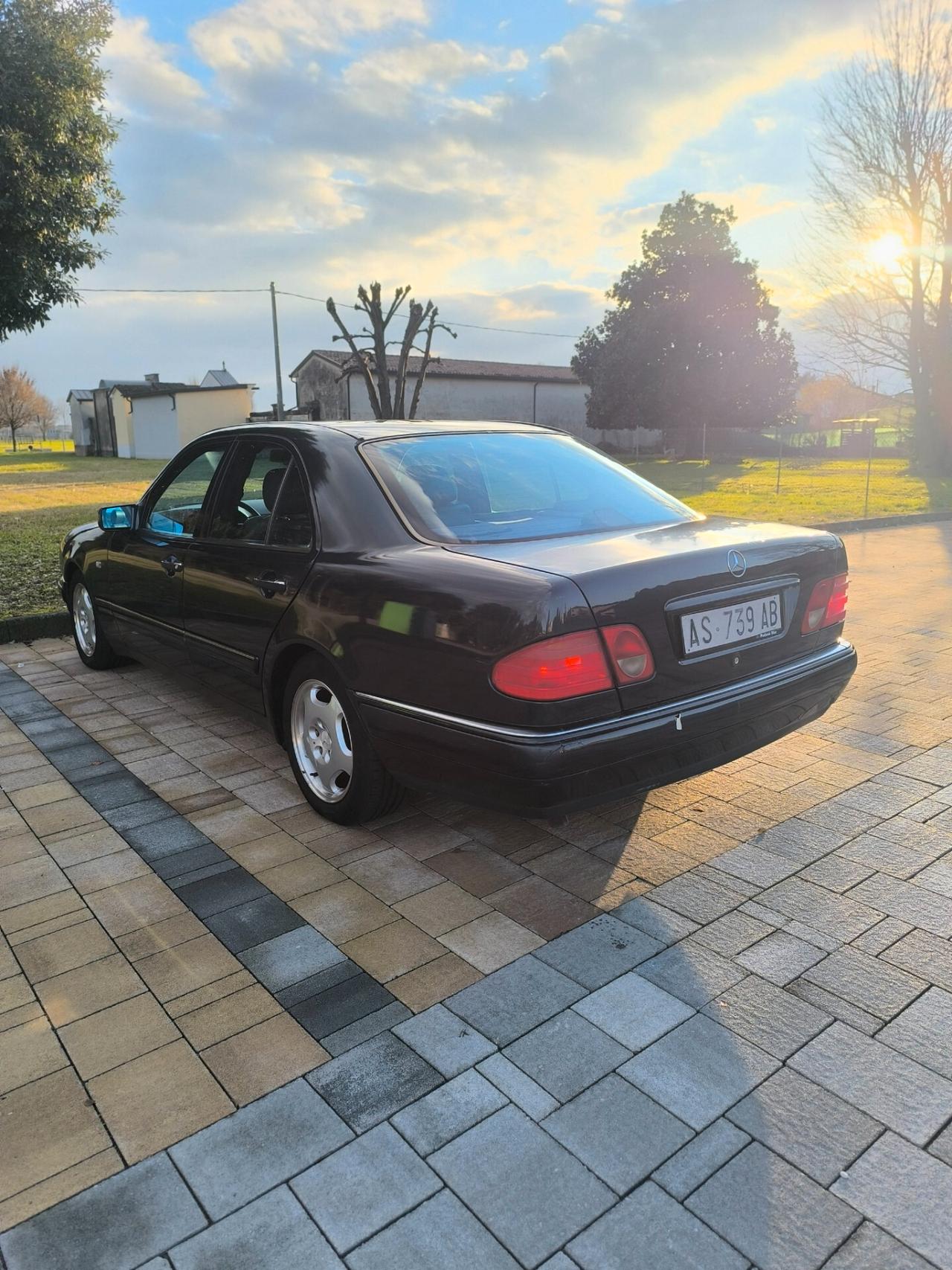 Mercedes-benz E 200 cat Avantgarde