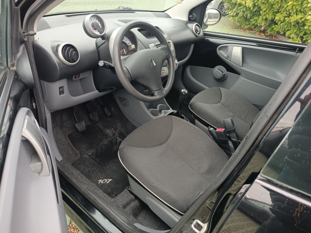 Peugeot 107 1.0 68CV 5p. Allure