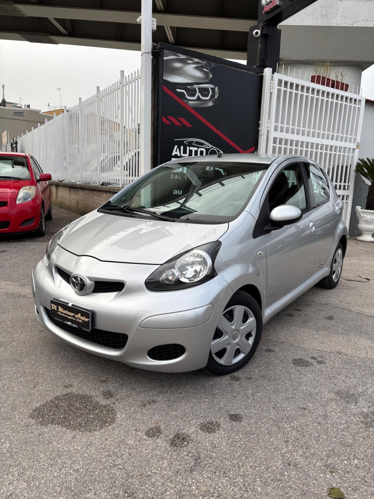 Toyota Aygo 1.0 12V VVT-i 5 porte