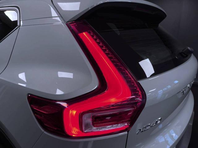 VOLVO XC40 T2 automatico Essential