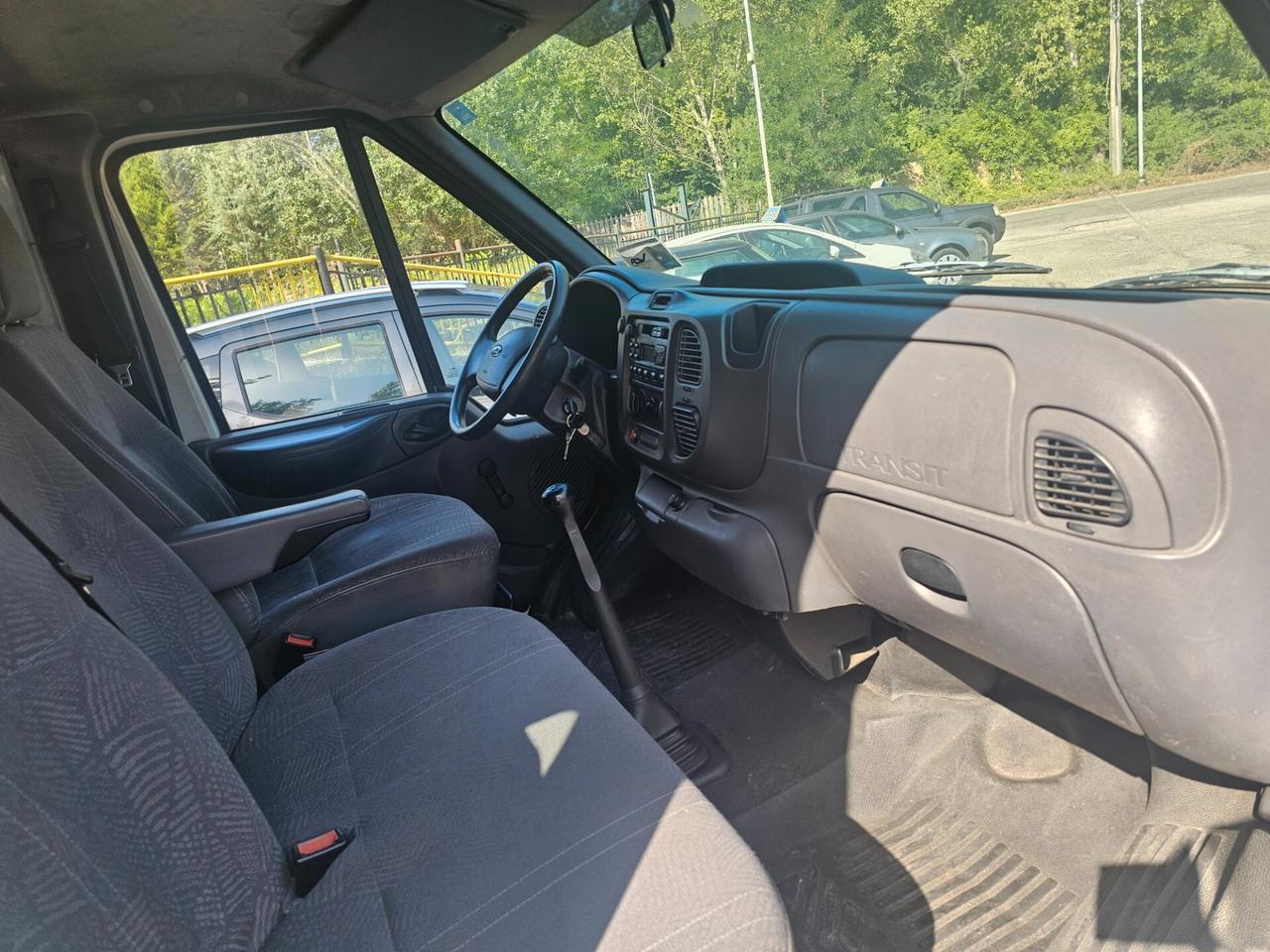 Ford Transit/Tourneo/Bus Transit 330 2.4 TD/120 cat PC Combi con pedana trasporto disabili 8 posti