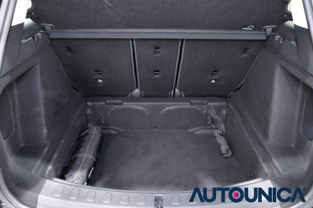 MINI Countryman 1.5 COOPER ESSENTIAL AUTOMATICA