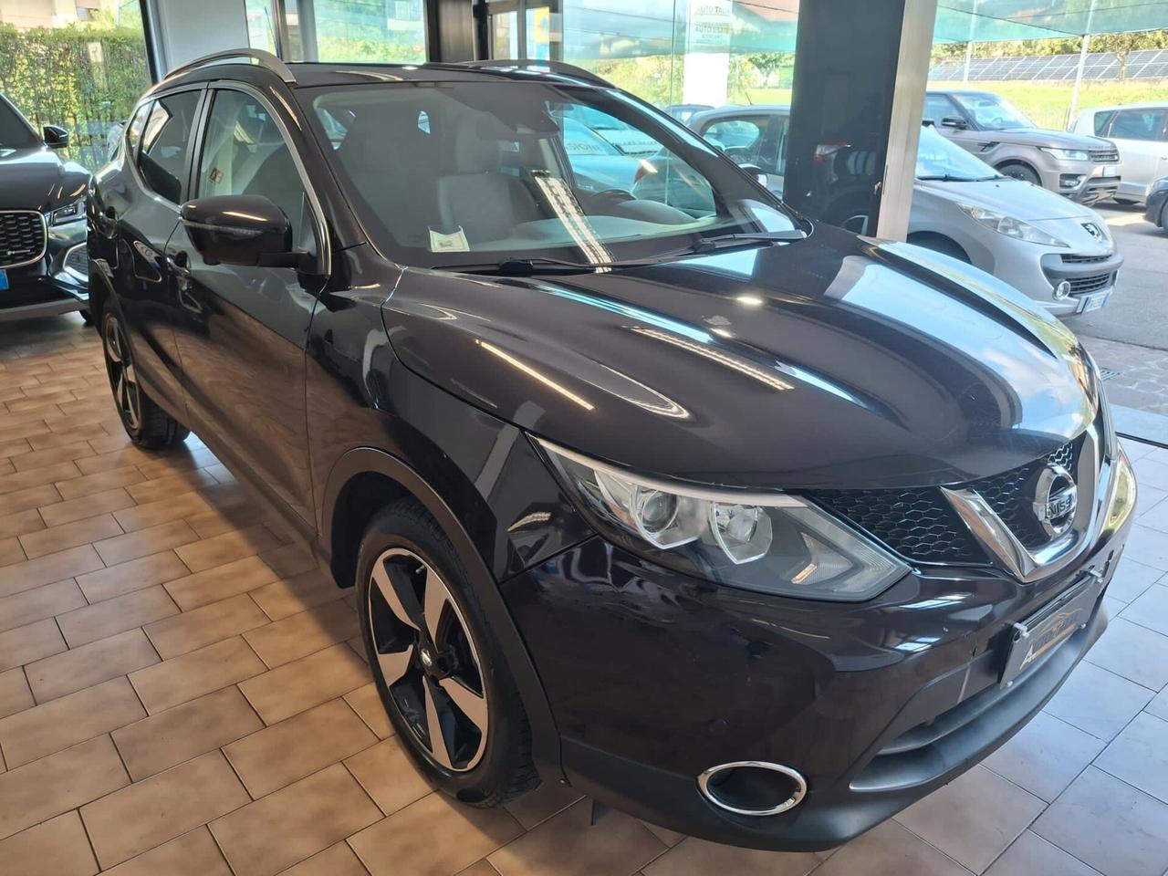 Nissan Qashqai 1.5 dci Tekna 110cv E6