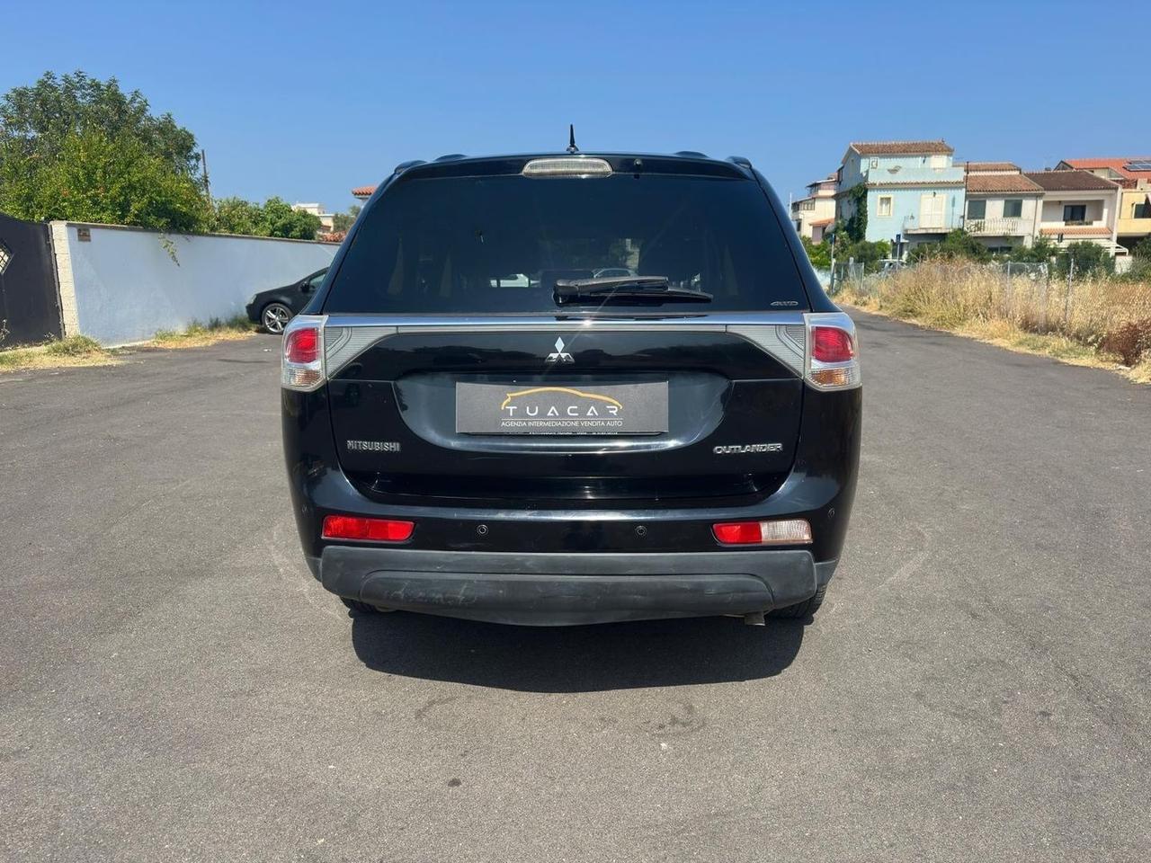 Mitsubishi Outlander 2.2 DI-D Clear Tec Intense #5766