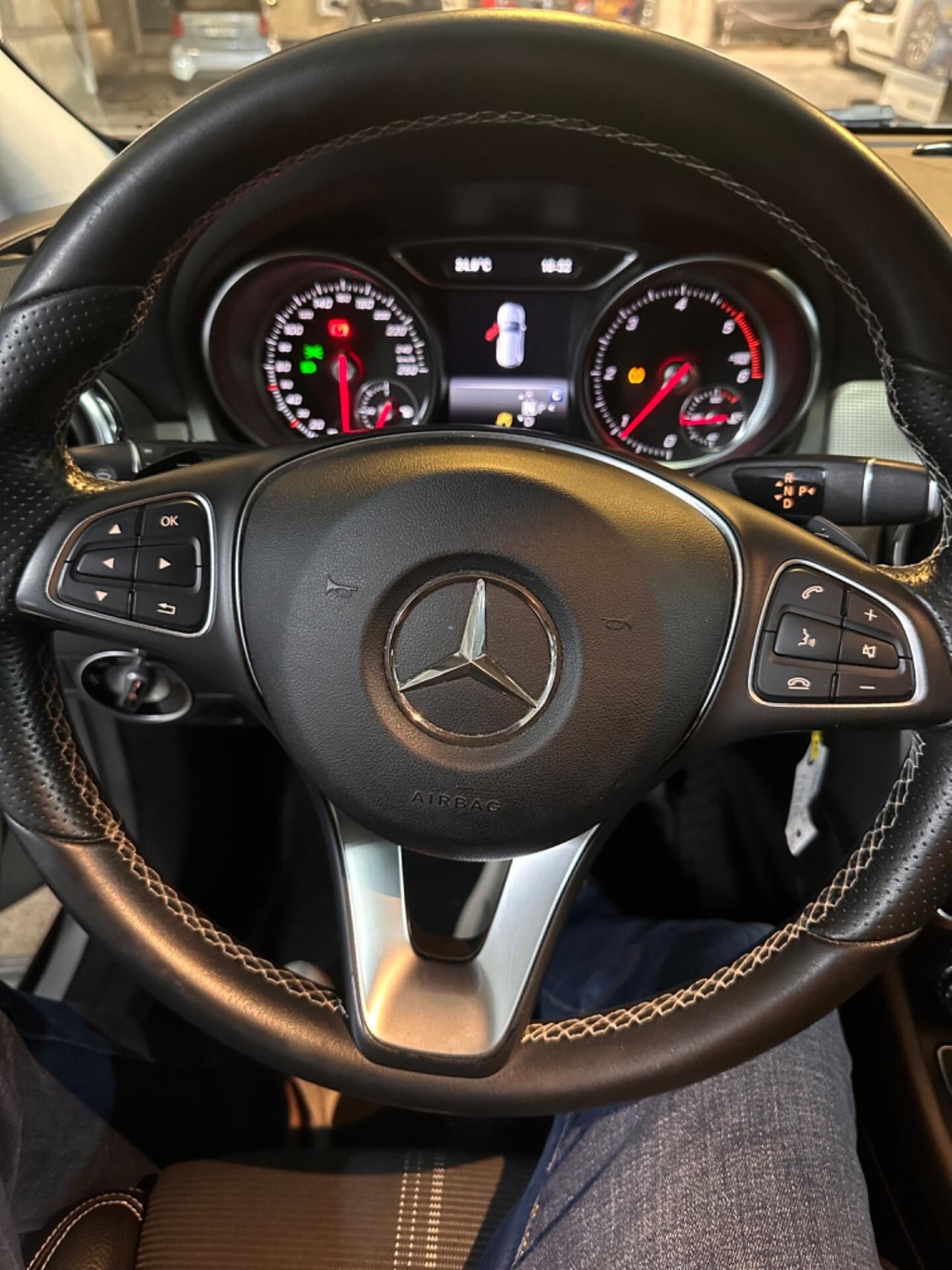 Mercedes-benz GLA 180 GLA 180 d Sport