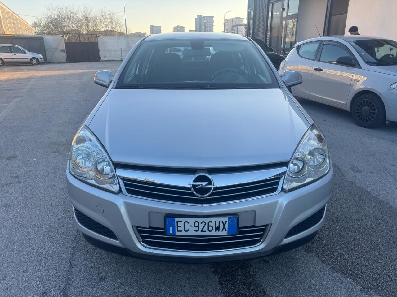 Opel Astra 1.4 16V GPL-TECH 5 porte Enjoy