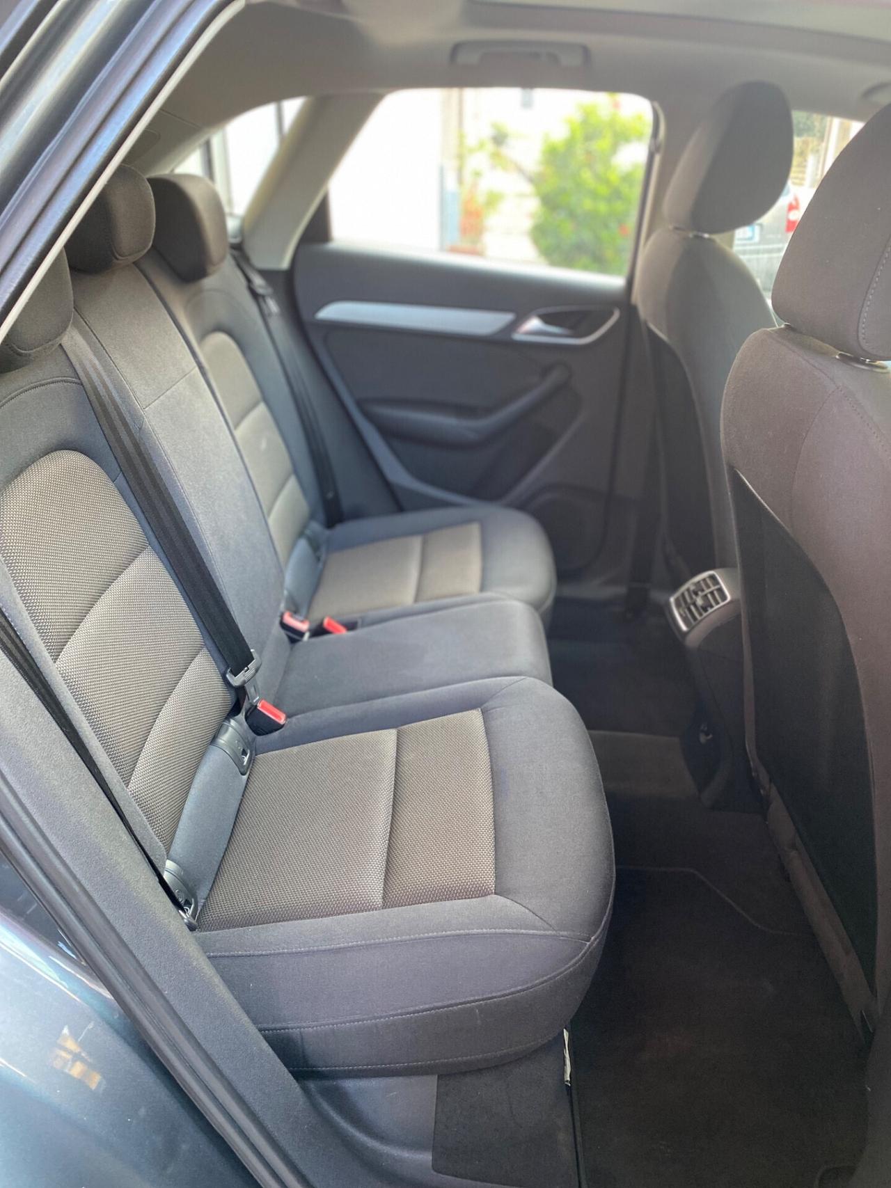 Audi Q3 2.0 TDI quattro Business Plus