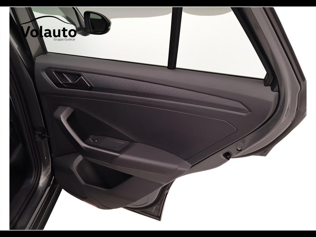 VOLKSWAGEN T-Roc 2022 - T-Roc 1.0 tsi R-Line 110cv