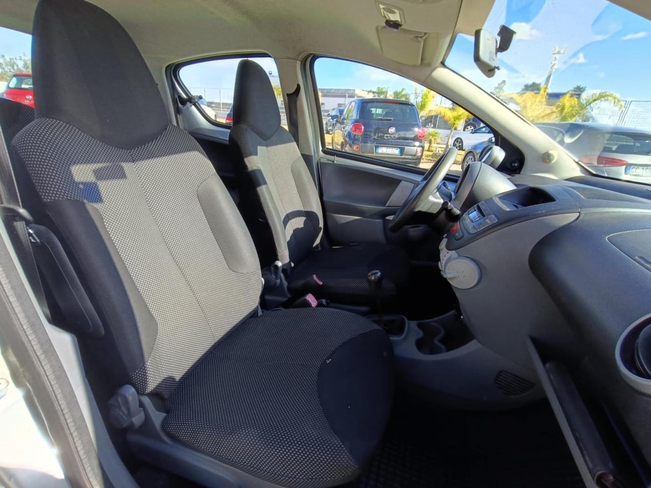 Toyota Aygo 1.0 12V VVT-i 5 porte 2009 - NEOPATENTATI