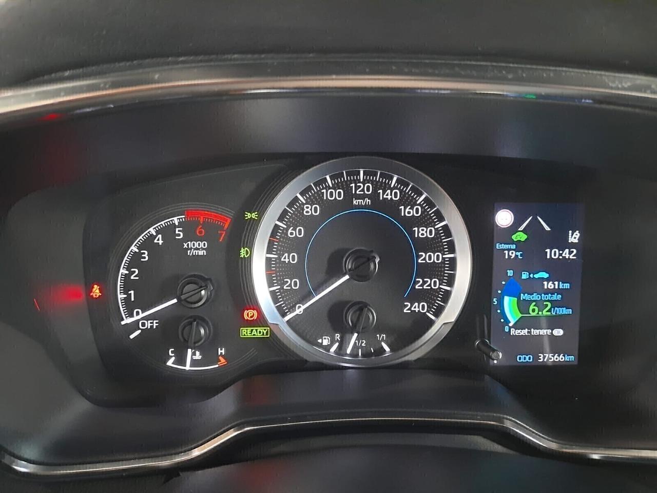 Toyota Corolla 1.8 Hybrid Style
