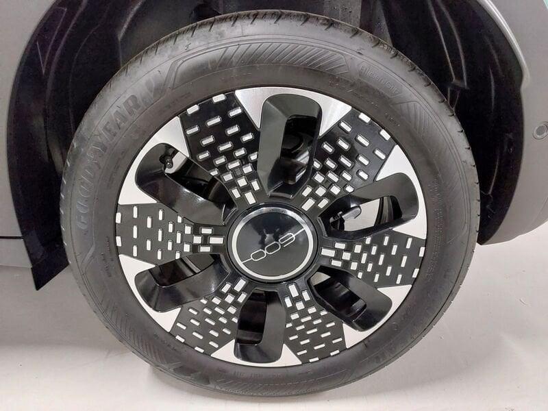 FIAT 600 600 Hybrid 100 CV DCT MHEV La Prima