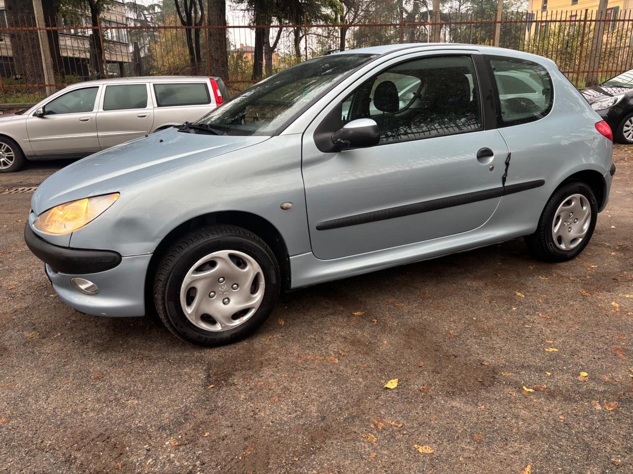 Peugeot 206 1.4 3p. XT