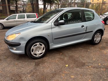 Peugeot 206 1.4 3p. XT