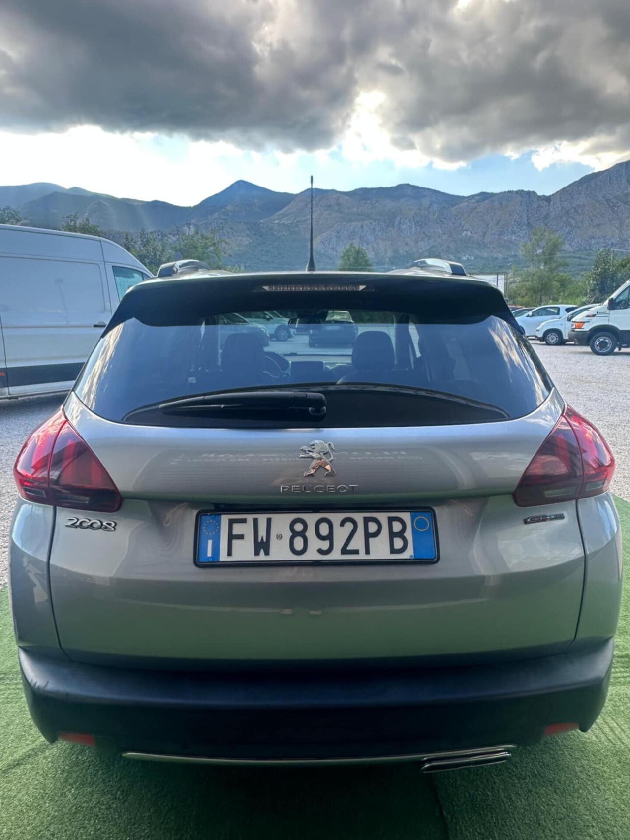 Peugeot 2008 BlueHDi 100 S&S GT Line TETTO PANORAMICO