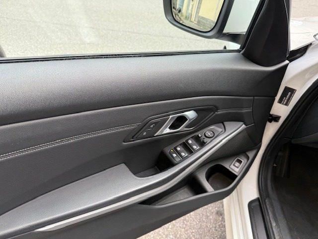 BMW 320 d 48V Touring