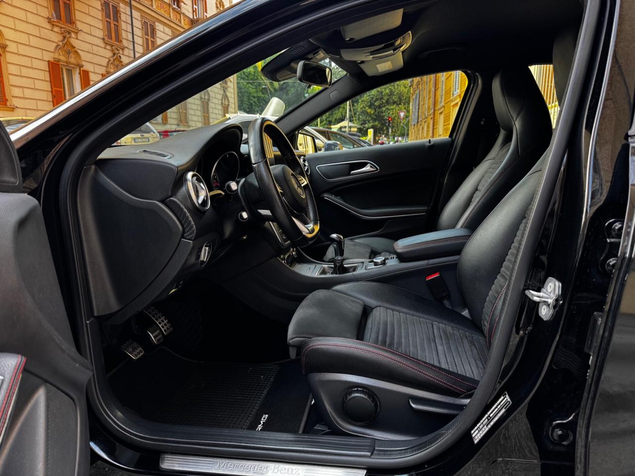 Mercedes-benz A 180d Premium AMG NIGHT EDITION- PERMUTABILE