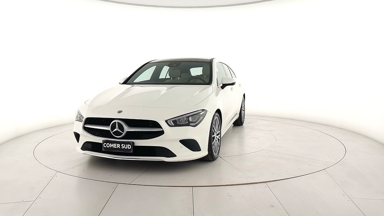 Mercedes-Benz CLA - C/X 118 CLA Shooting Brake 200 d Sport auto