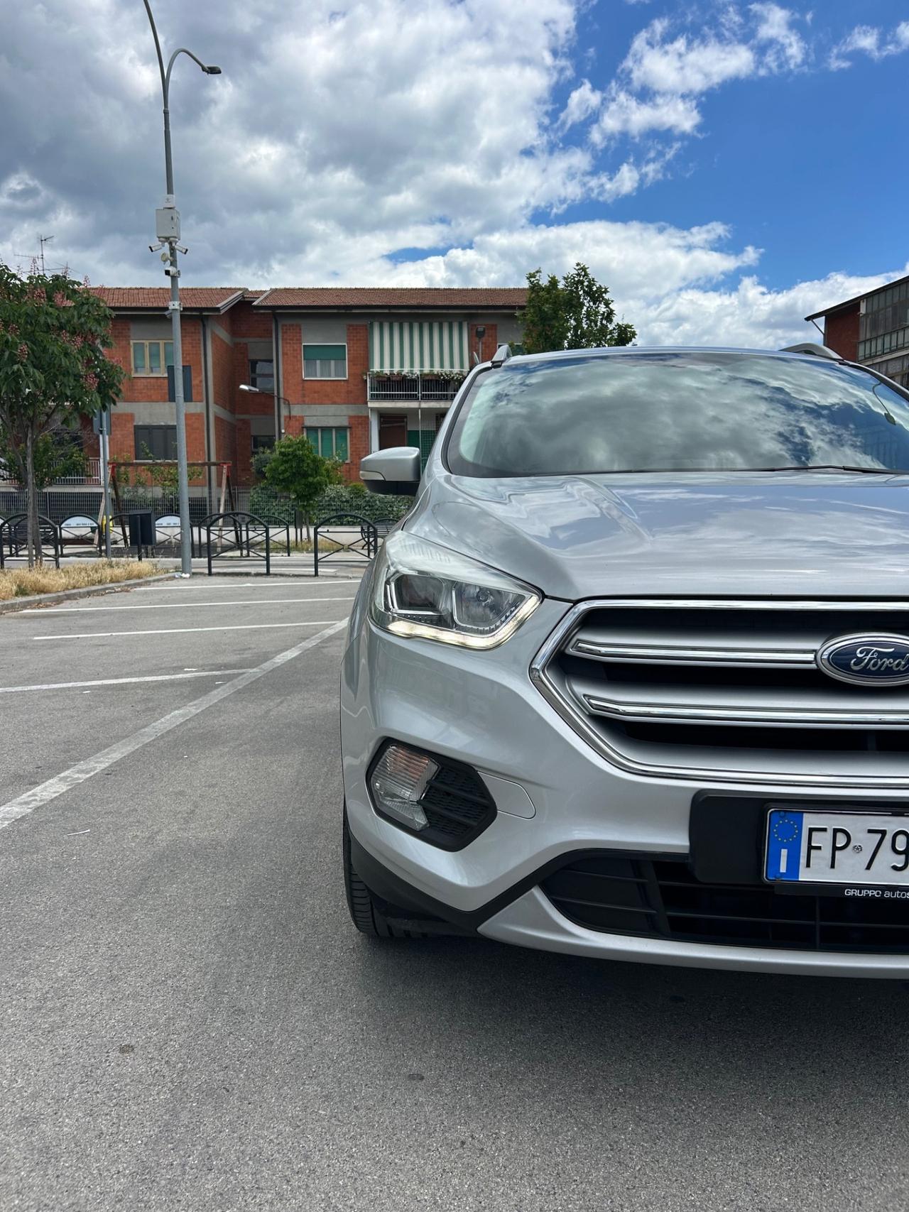 Ford Kuga 1.5 TDCI 120 CV S&S 2WD ST-Line