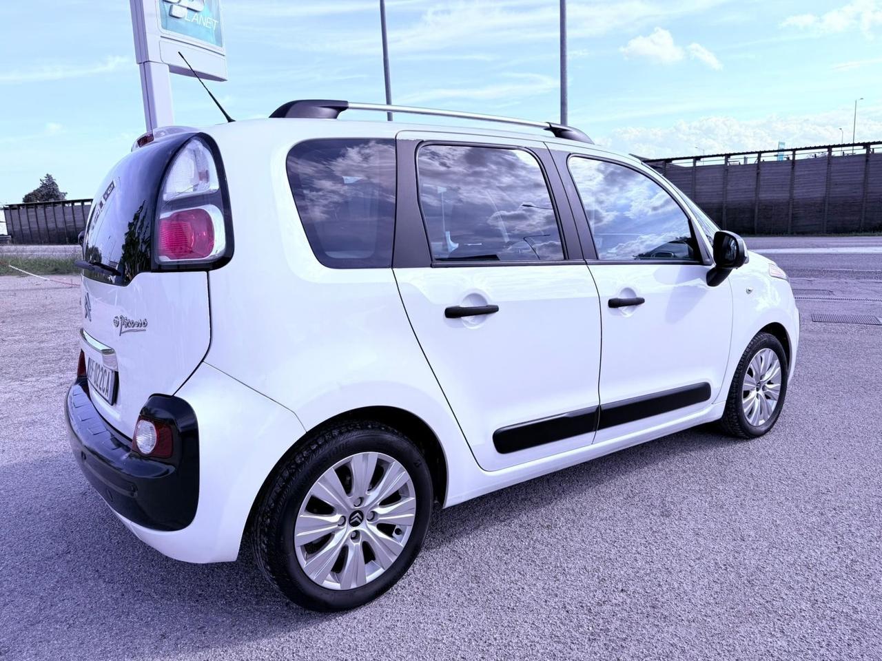Citroen C3 Picasso 1.6 HDi 90cv OK Neo patentati