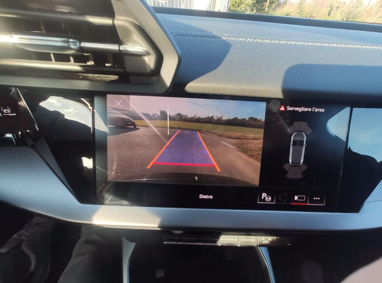 AUDI A3 SPB 35 TFSI mhev S line s-tronic!