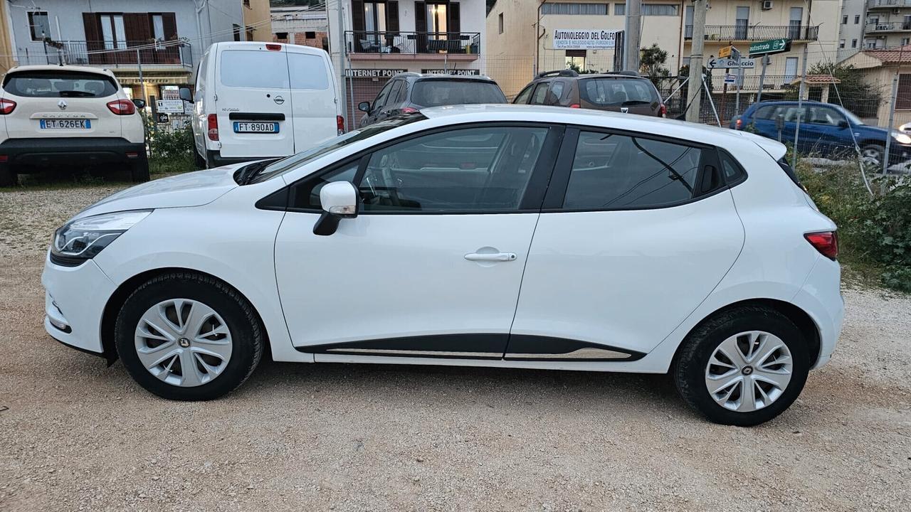 RENAULT CLIO 1.5 DCI 90CV LIFE 2019 (AUTOCARRO 4P) € 6.900,00