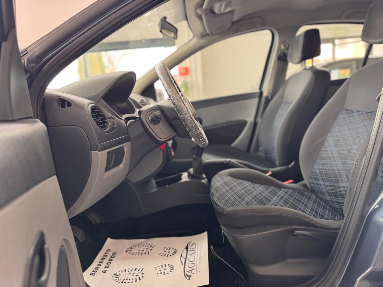 Renault Clio 1.2 16V 5 porte Luxe