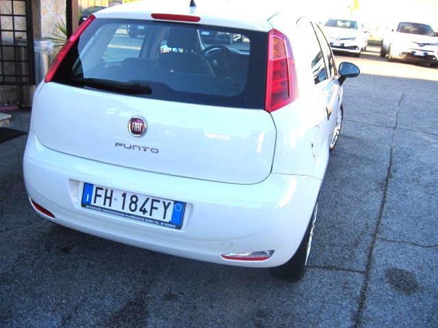 Fiat Punto 1.3 MJT II S&S 95 CV 5 porte Street