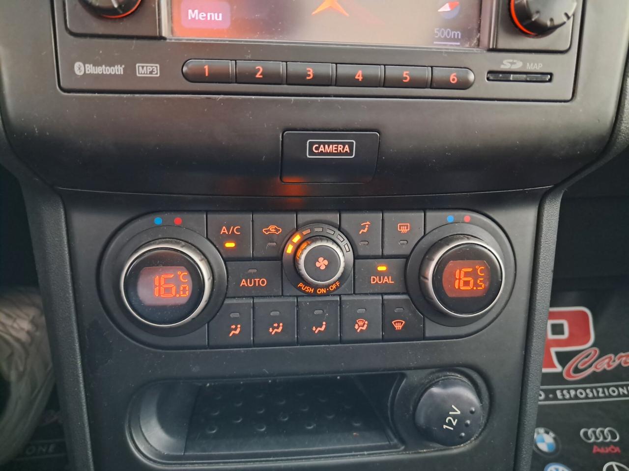 Nissan Qashqai TEKNA 1.6 GPL-TETTO*NAVI*TELECAMERA