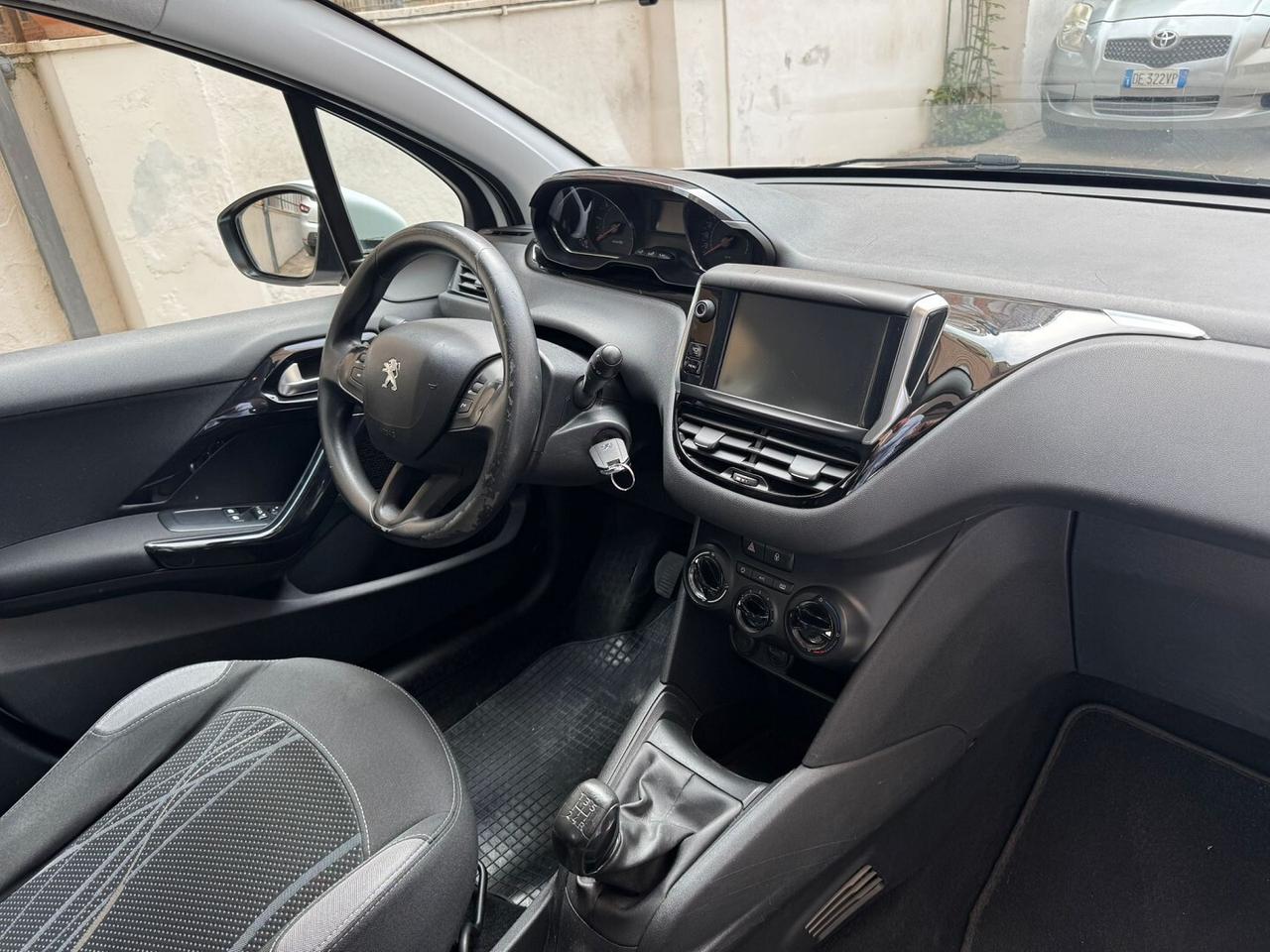 PEUGEOT 208 1.4 HDi 68CV 5p Active