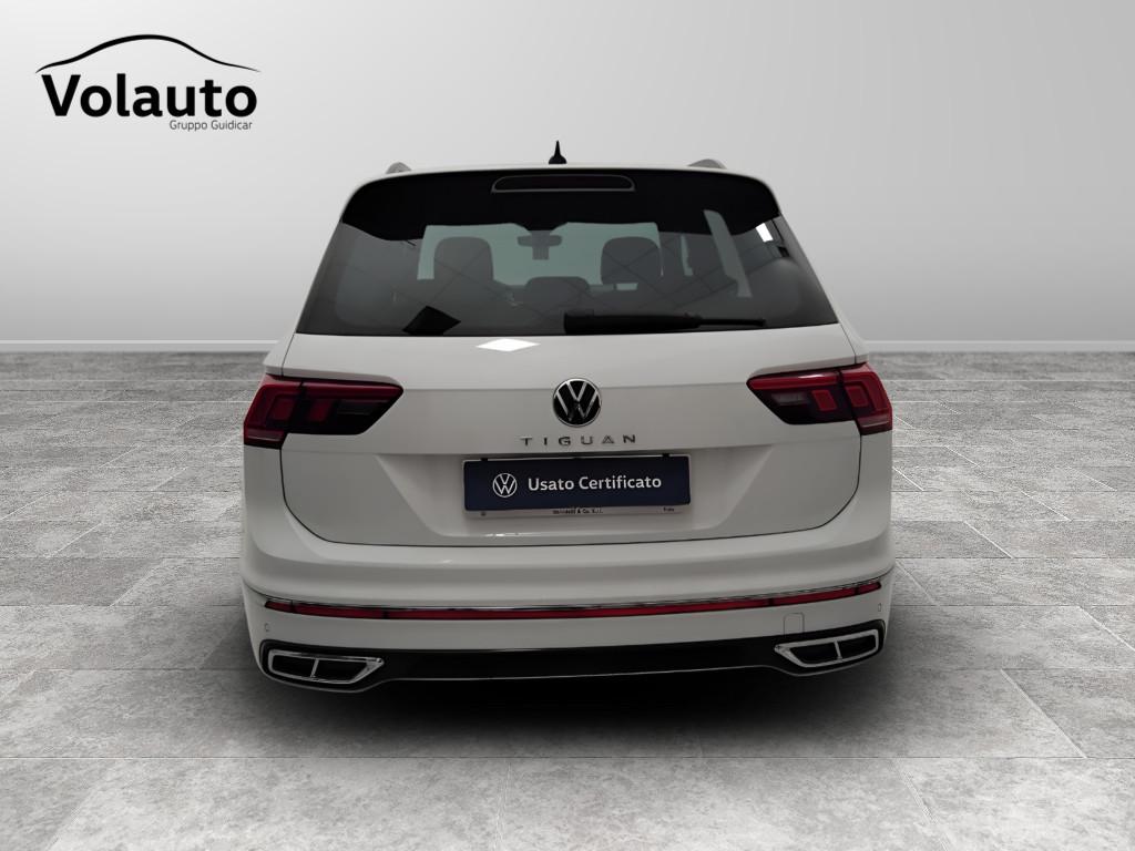VOLKSWAGEN Tiguan II 2021 - Tiguan 1.5 tsi R-Line 150cv dsg