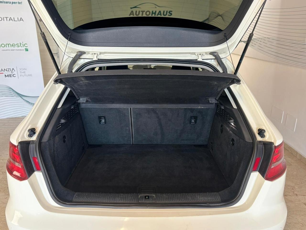 Audi A3 1.6 Diesel 110 cv - Sportback