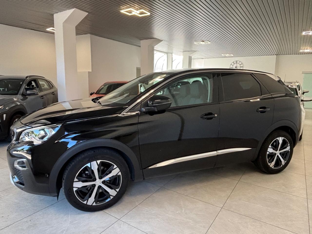 Peugeot 3008 BlueHDi 130 S&S EAT8 Allure