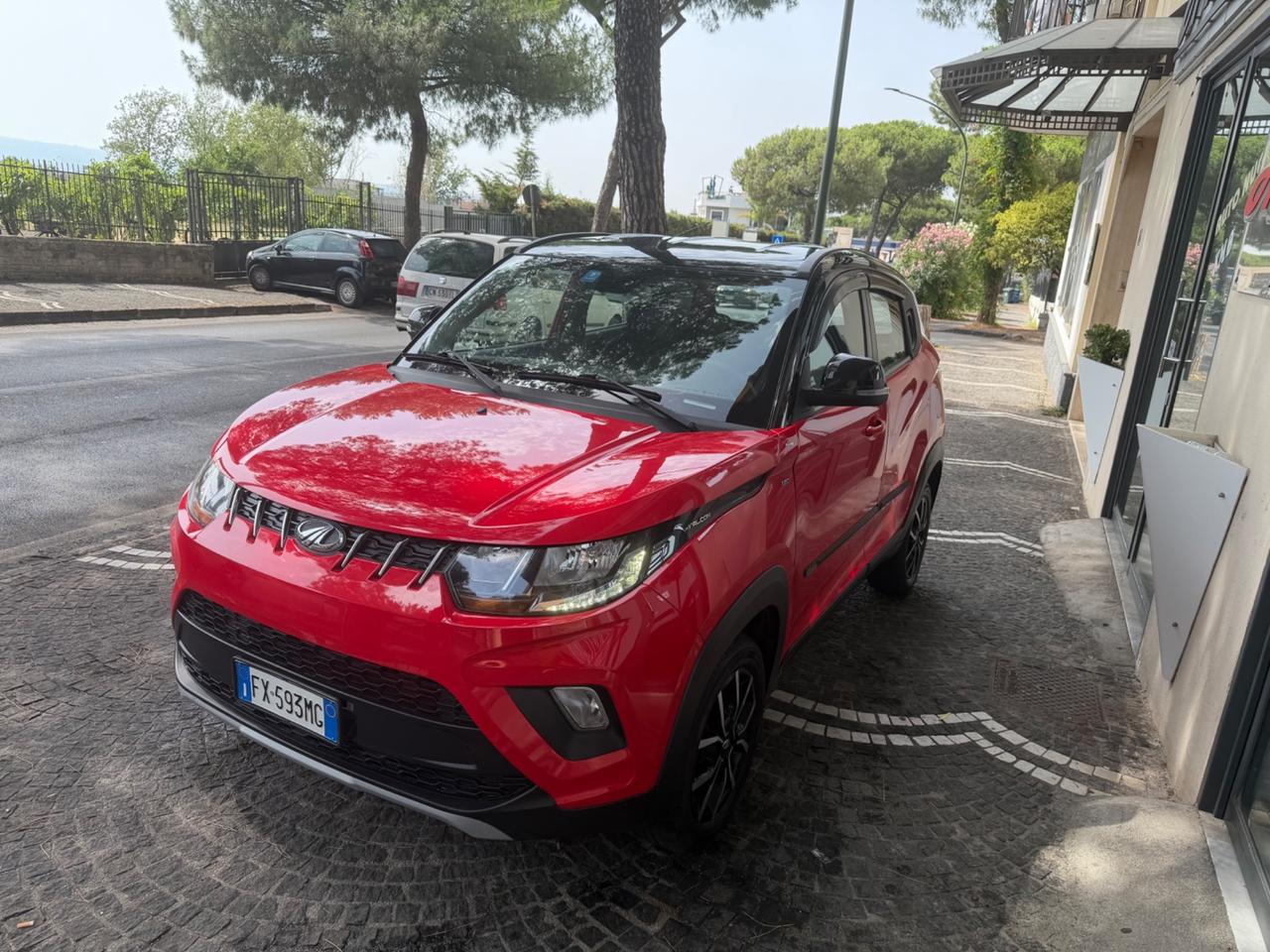 Mahindra KUV100 1.2 VVT K8