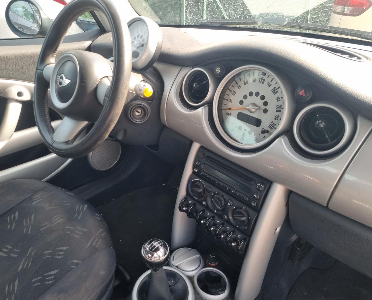 Mini 1.6 16V Cooper GUIDABILE DA NEOPATENTATI