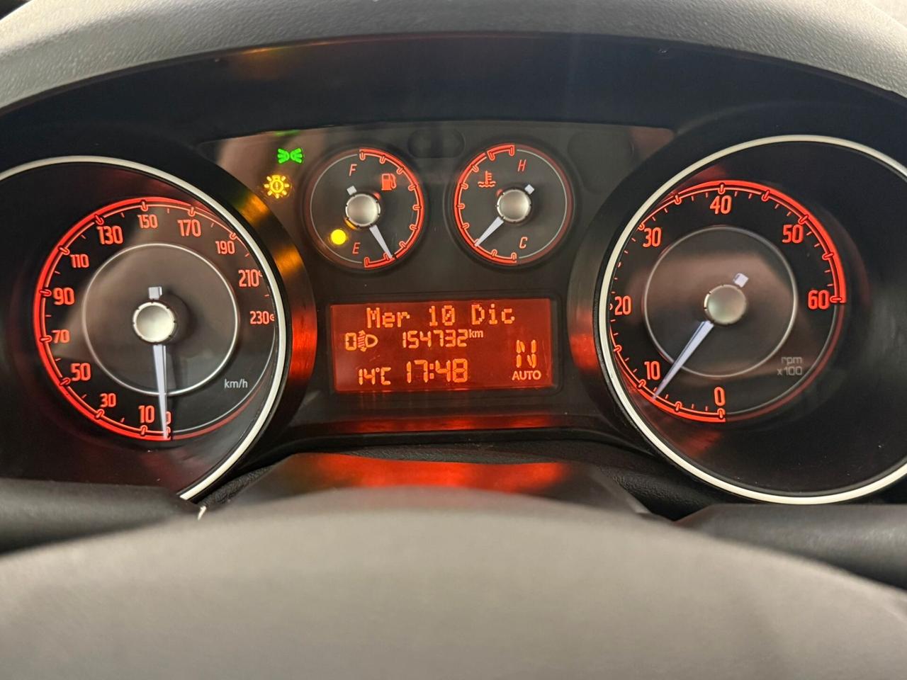 FIAT PUNTO 1.3 MJT 95CV 150.000 KM AUTOMATICA