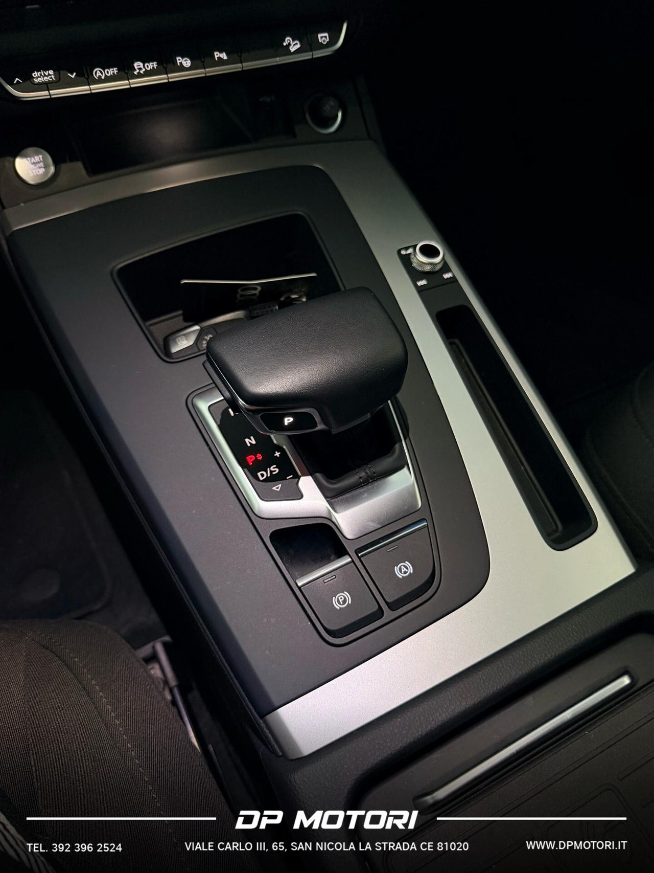 Audi Q5 SPB 40 TDI quattro S tronic Identity Black